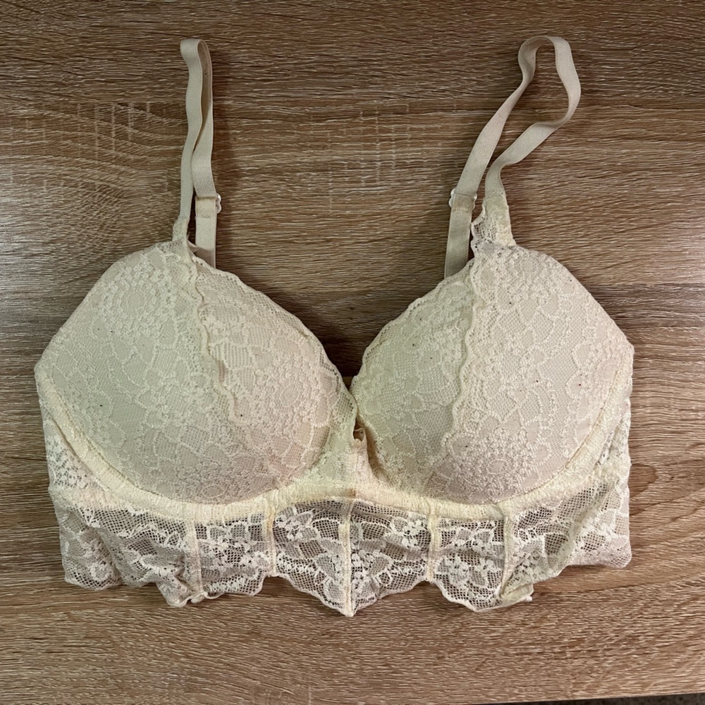 Victoria’s Secret PINK Cream Lace Bralette
